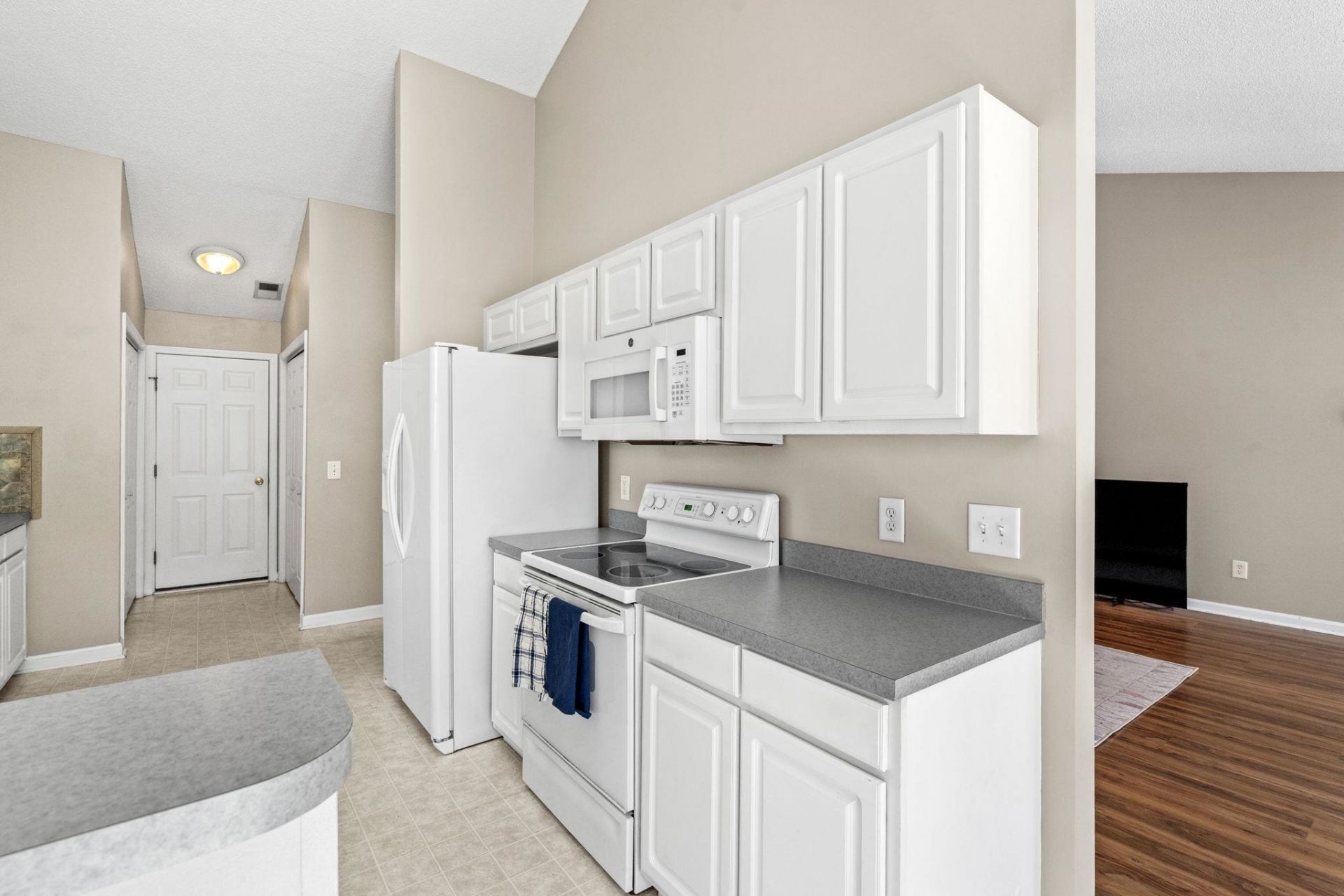 4681 Southgate Pkwy.  Photo 11