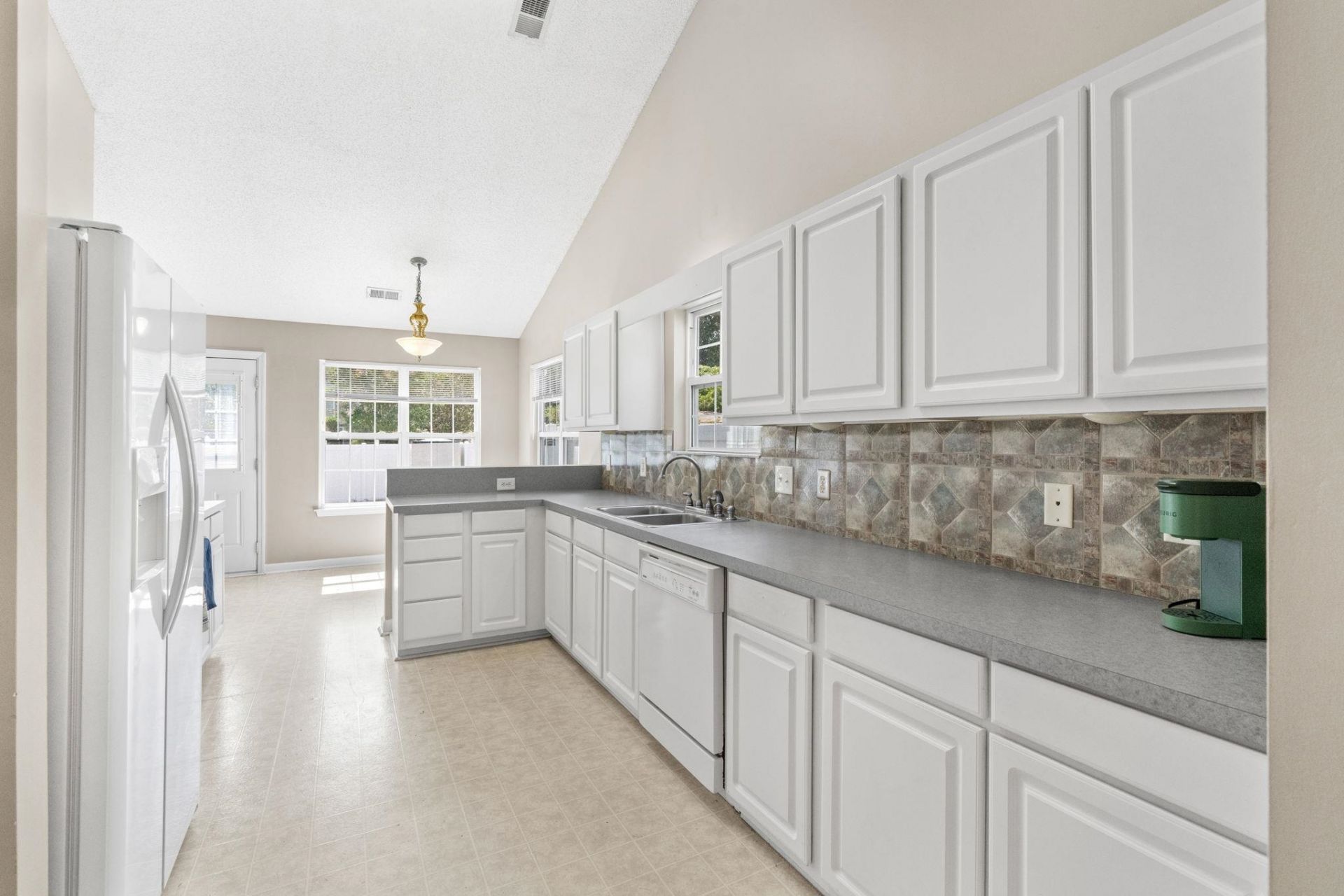 4681 Southgate Pkwy.  Photo 13