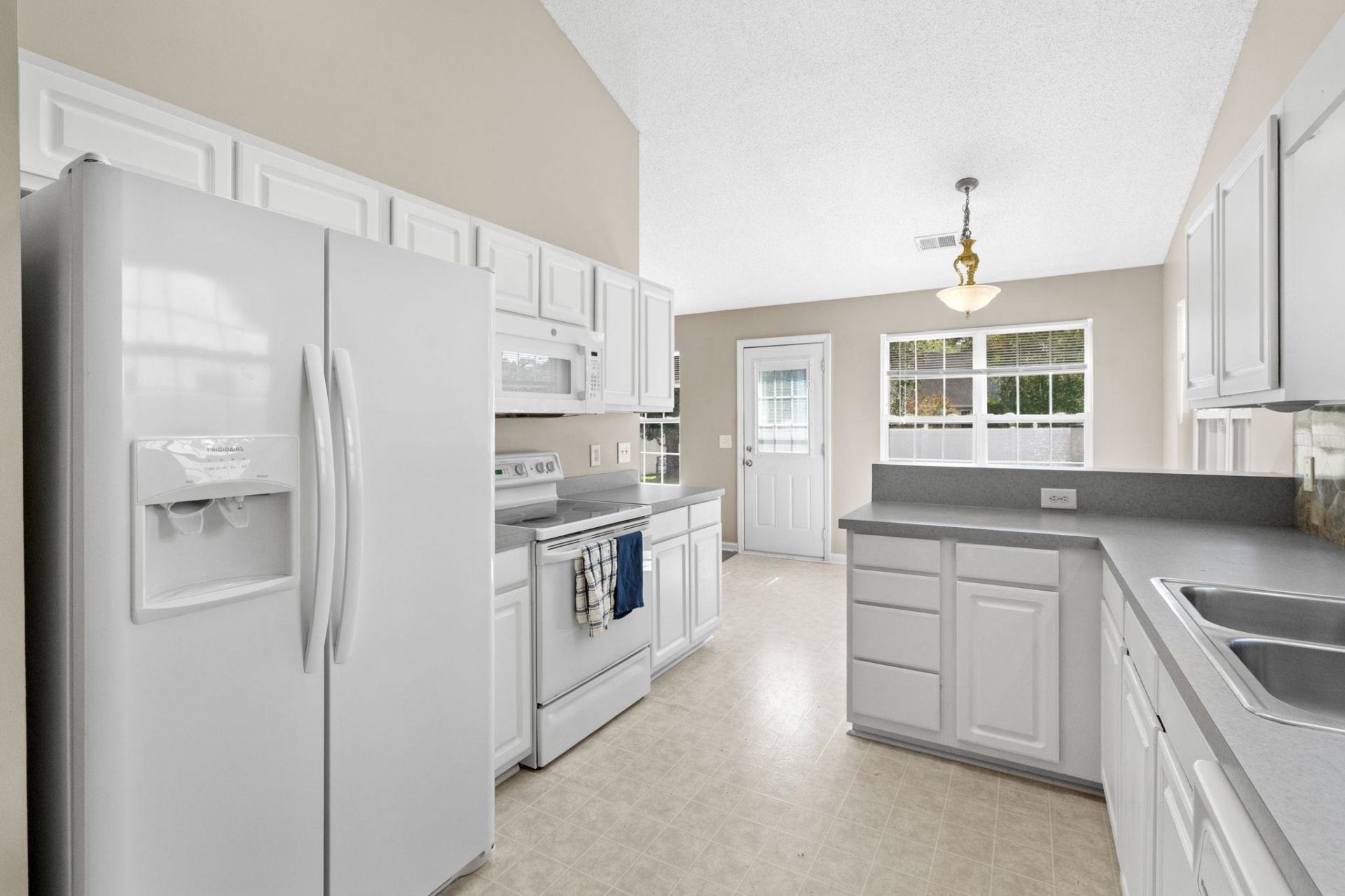 4681 Southgate Pkwy.  Photo 14