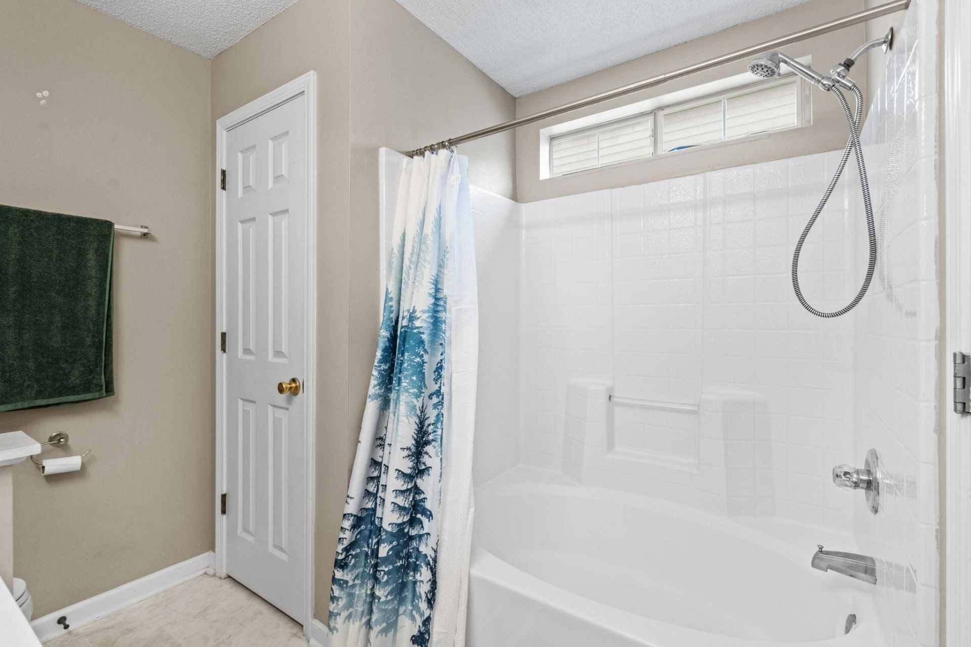 4681 Southgate Pkwy.  Photo 17