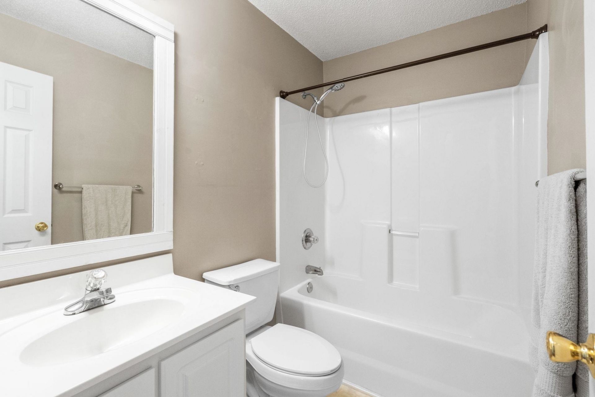 4681 Southgate Pkwy.  Photo 20