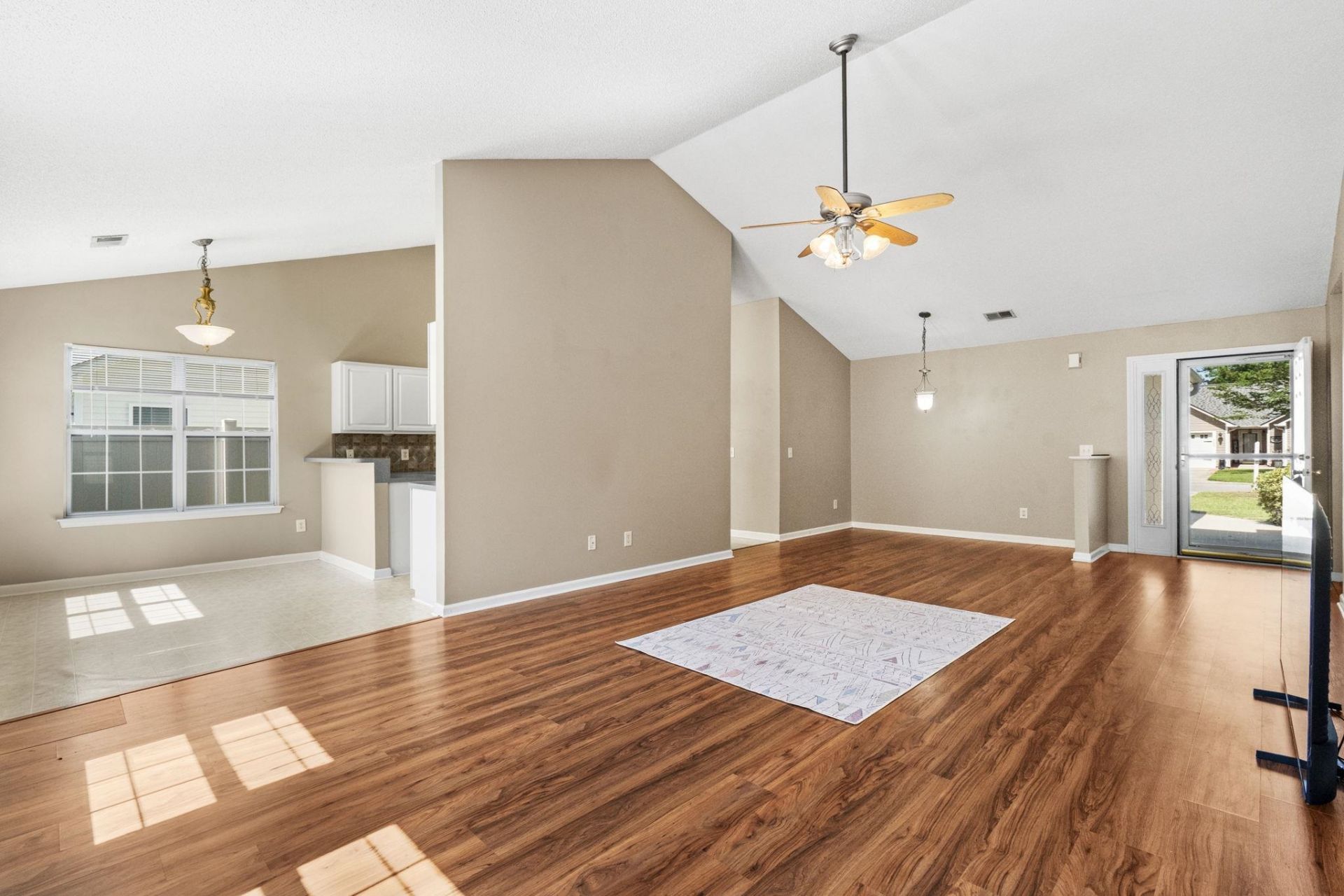 4681 Southgate Pkwy.  Photo 6