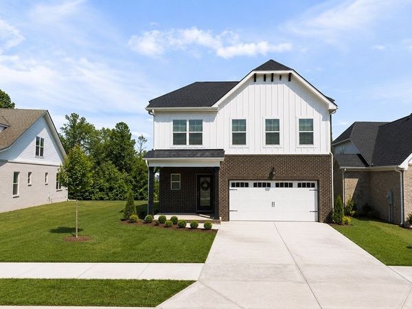 218 Hudson Dr, Gallatin, TN 37066
