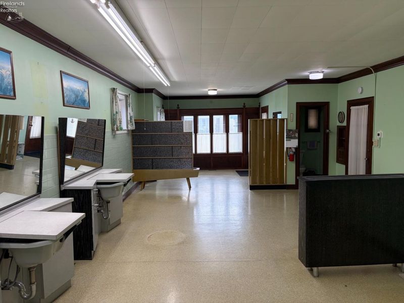 1031 Columbus Avenue, Sandusky, OH 44870 Photo 28