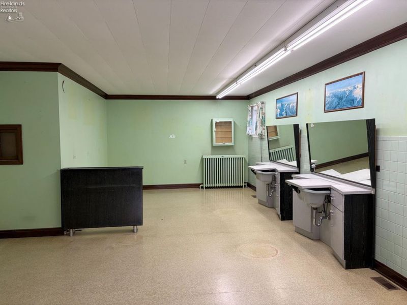 1031 Columbus Avenue, Sandusky, OH 44870 Photo 29