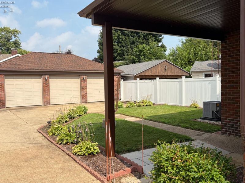 1031 Columbus Avenue, Sandusky, OH 44870 Photo 40