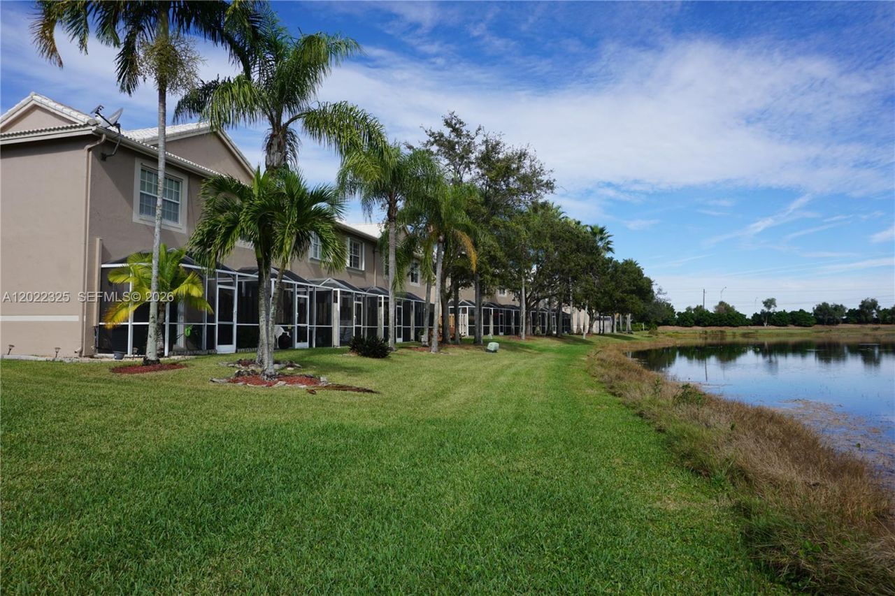 1868 Salerno Cir , Unit 1868, Weston, FL 33327 Photo