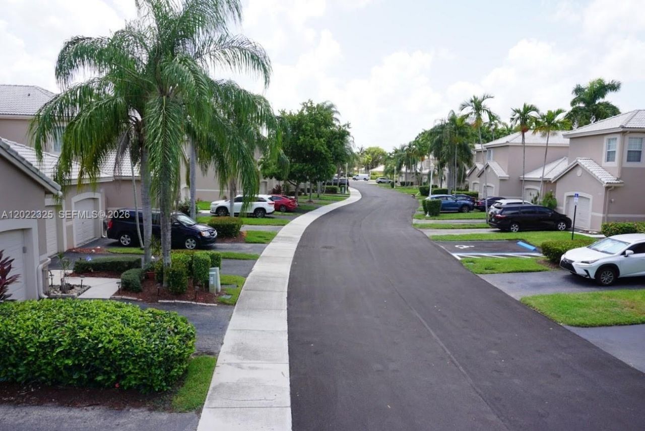 1868 Salerno Cir , Unit 1868, Weston, FL 33327 Photo