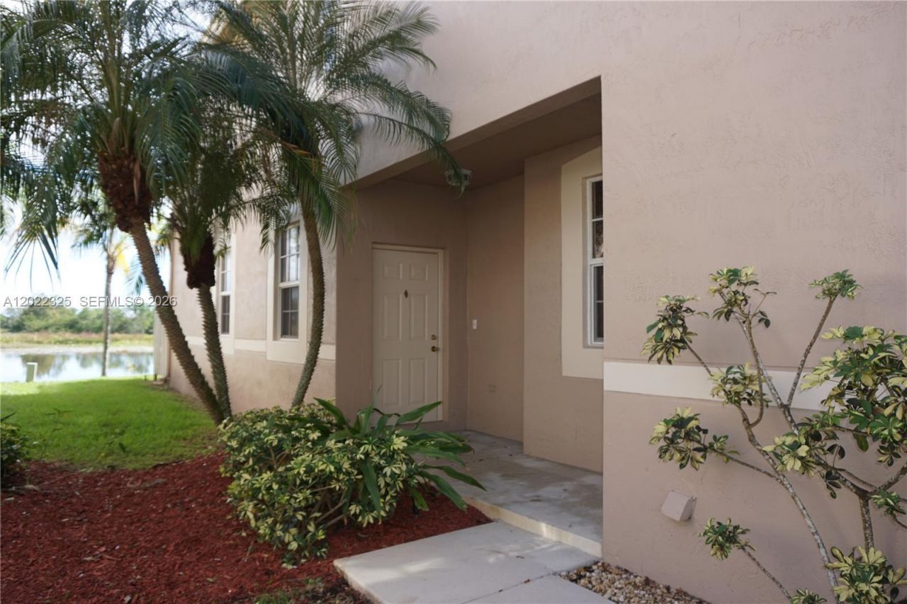 1868 Salerno Cir , Unit 1868, Weston, FL 33327 Photo