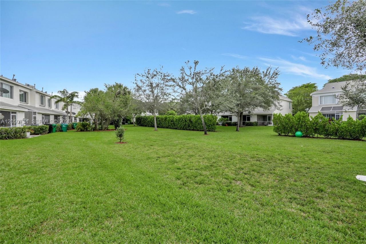 7921 Sanibel Dr , Unit 7921, Tamarac, FL 33321 Photo