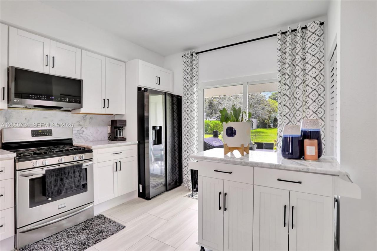7921 Sanibel Dr , Unit 7921, Tamarac, FL 33321 Photo