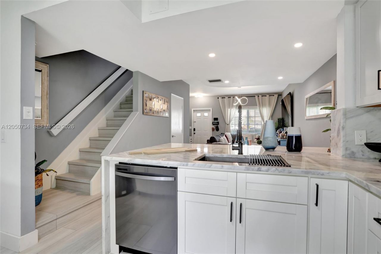 7921 Sanibel Dr , Unit 7921, Tamarac, FL 33321 Photo