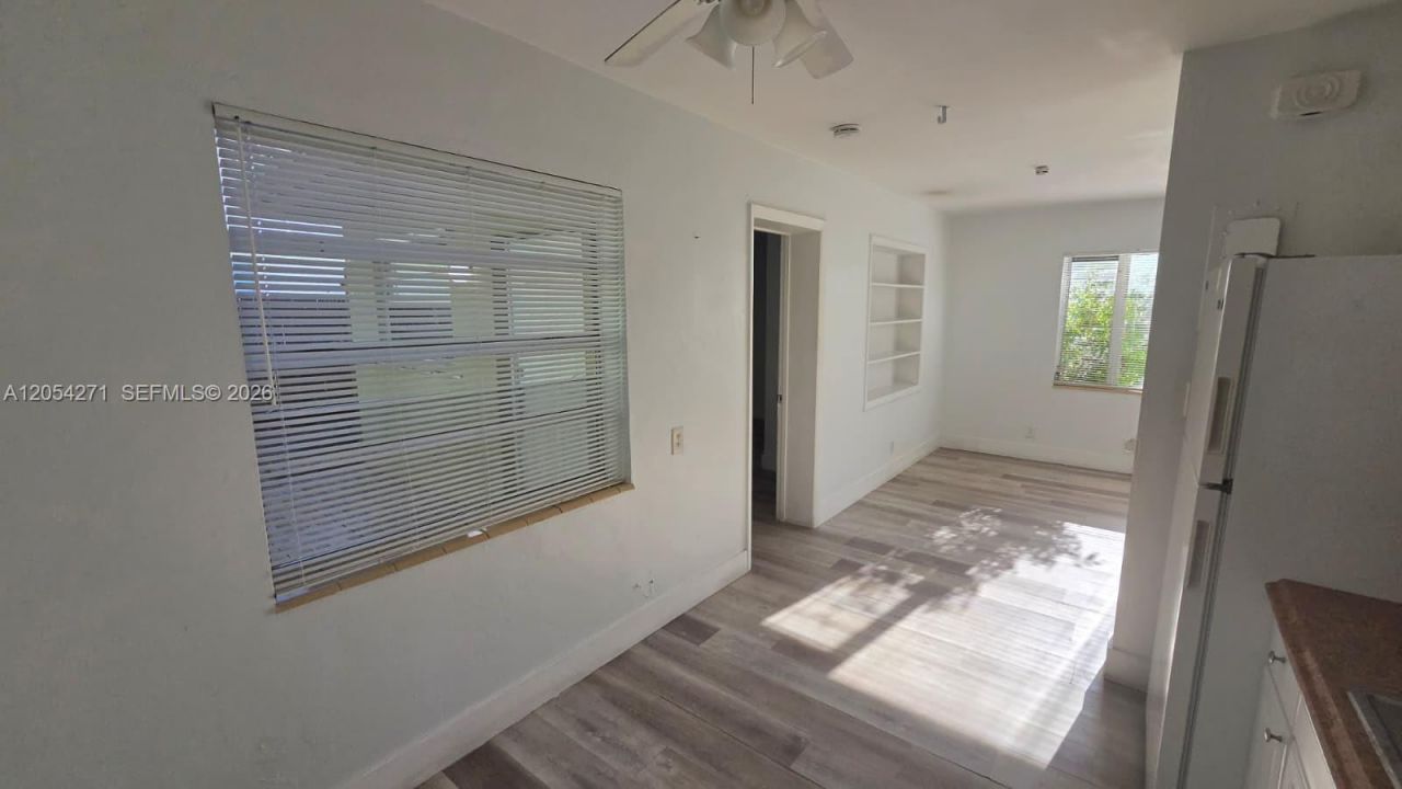 808 NE 10th St, Unit 3, Hallandale Beach, FL 33009 Photo
