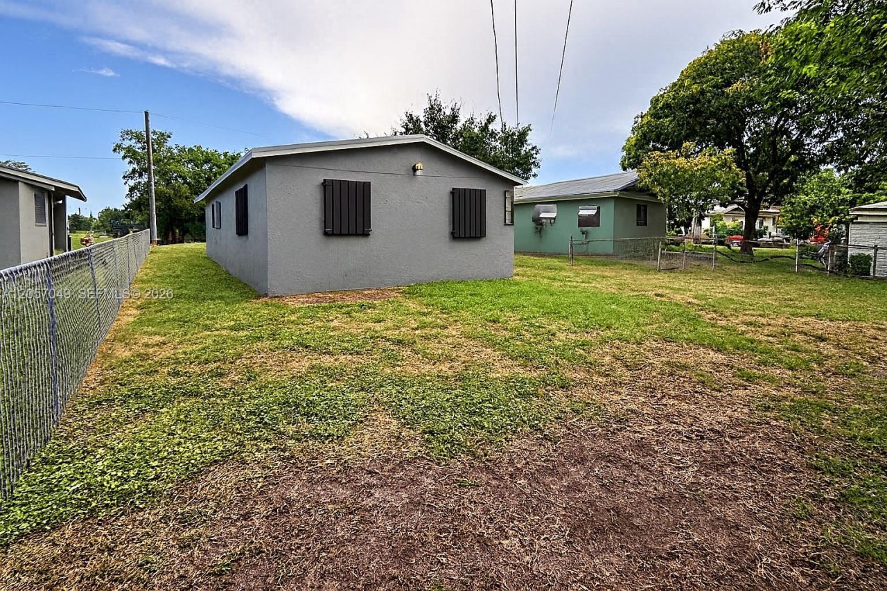 2231 NW 9th Ct , Fort Lauderdale, FL 33311 Photo