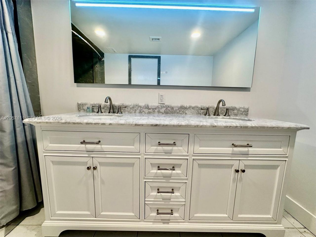 800 NE 195th St , Unit 314, Miami, FL 33179 Photo