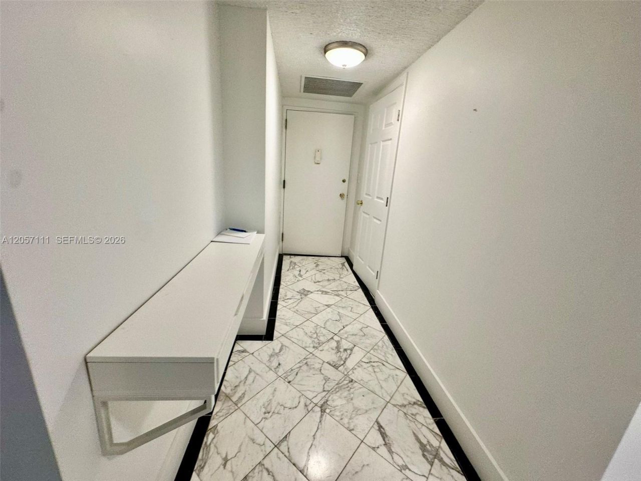 800 NE 195th St , Unit 314, Miami, FL 33179 Photo