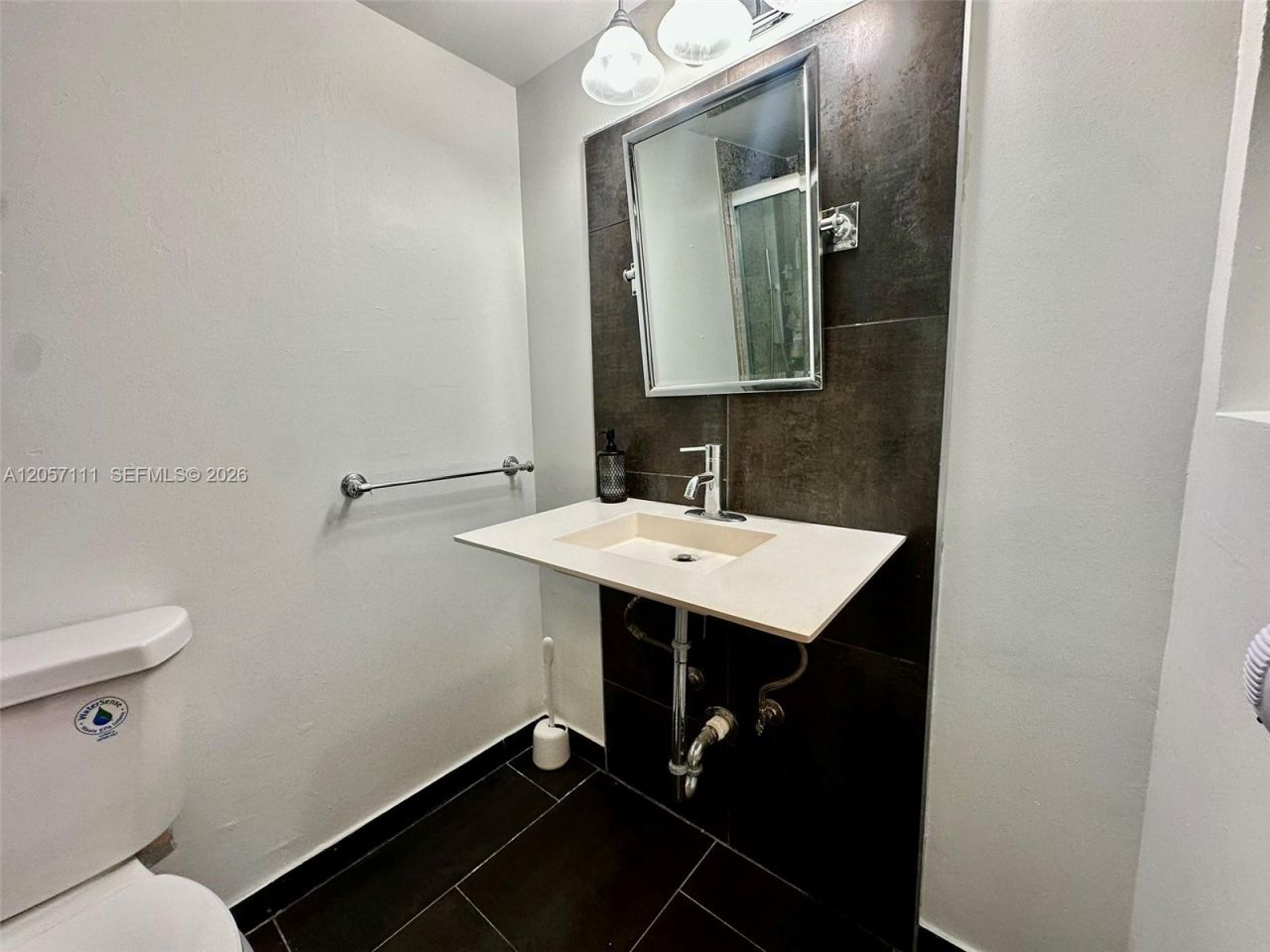 800 NE 195th St , Unit 314, Miami, FL 33179 Photo