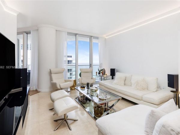 16445 Collins Ave, Unit OS25, Sunny Isles Beach, FL 33160