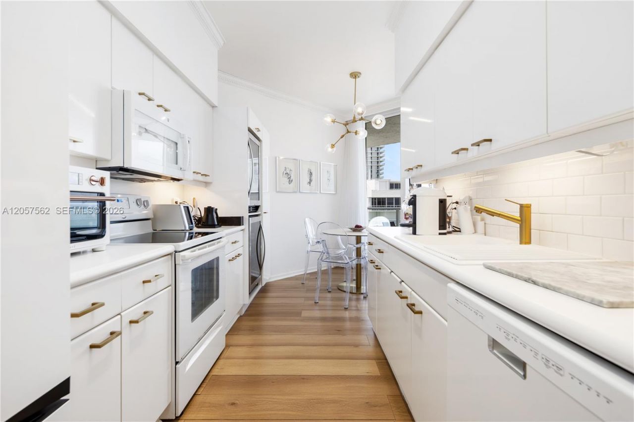 16445 Collins Ave, Unit OS25, Sunny Isles Beach, FL 33160 Photo