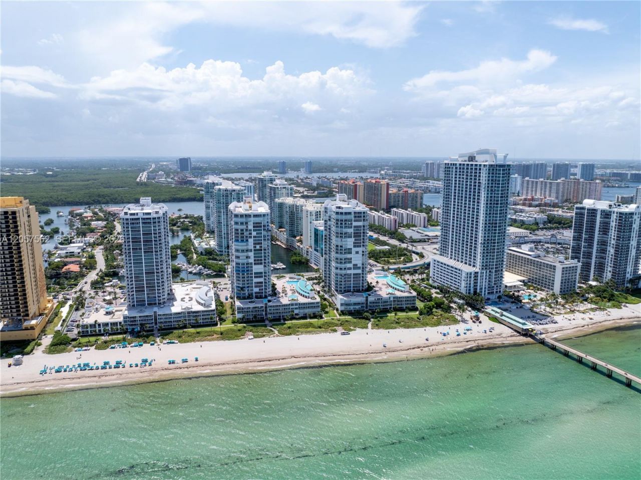 16445 Collins Ave, Unit OS25, Sunny Isles Beach, FL 33160 Photo