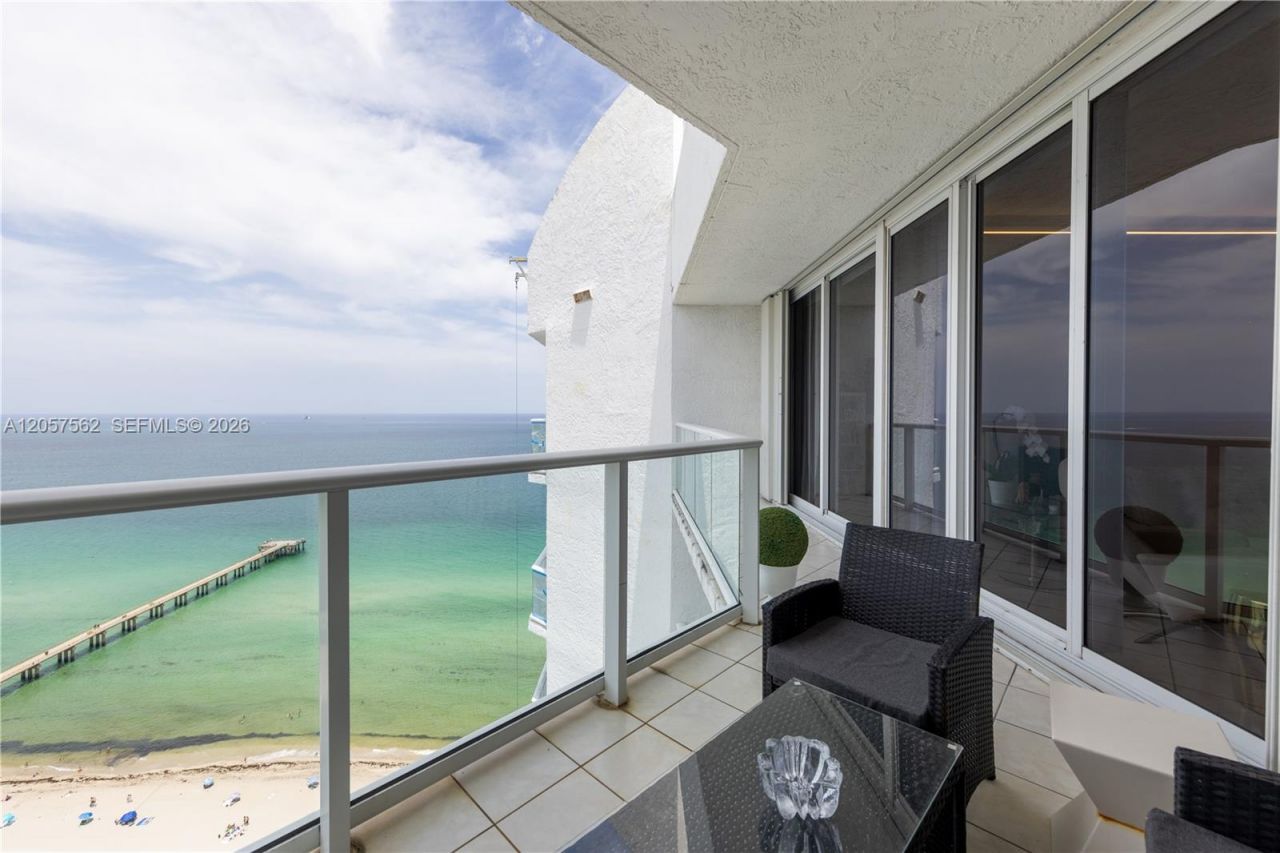 16445 Collins Ave, Unit OS25, Sunny Isles Beach, FL 33160 Photo