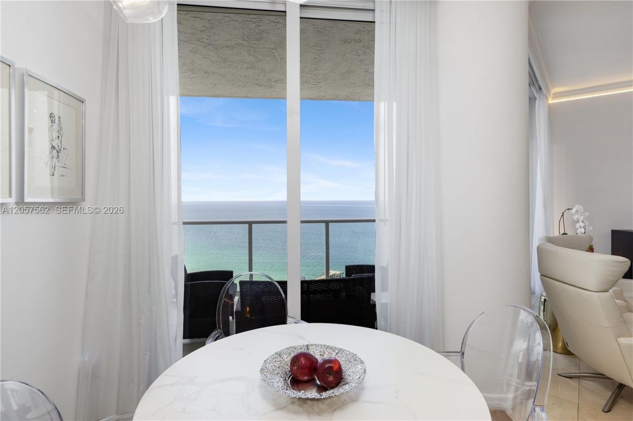 16445 Collins Ave, Unit OS25, Sunny Isles Beach, FL 33160 Photo