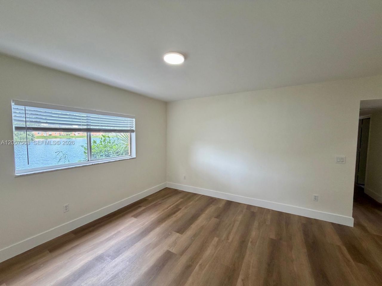 3690 N 56th Ave , Unit 906, Hollywood, FL 33021 Photo