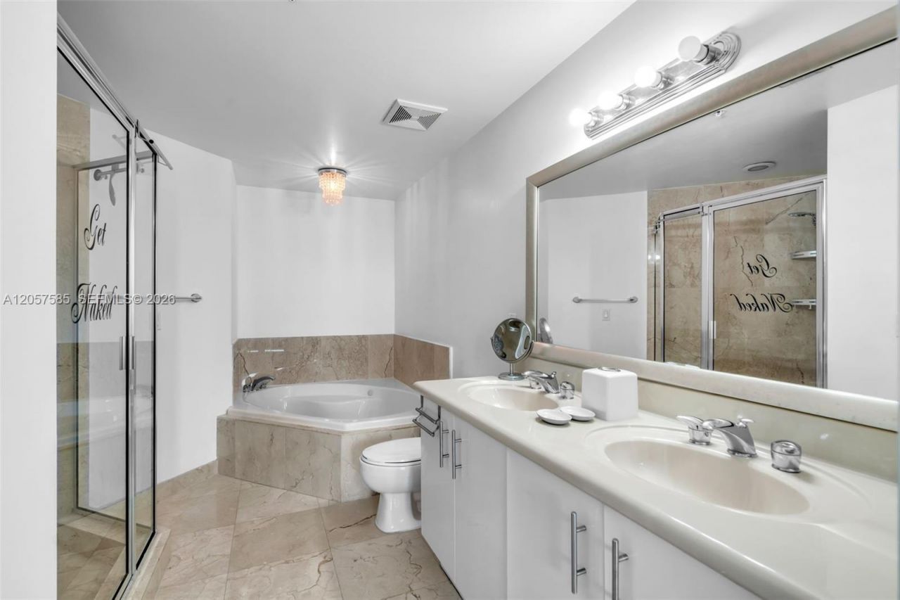 7900 Harbor Island Dr, Unit 1126, North Bay Village, FL 33141 Photo