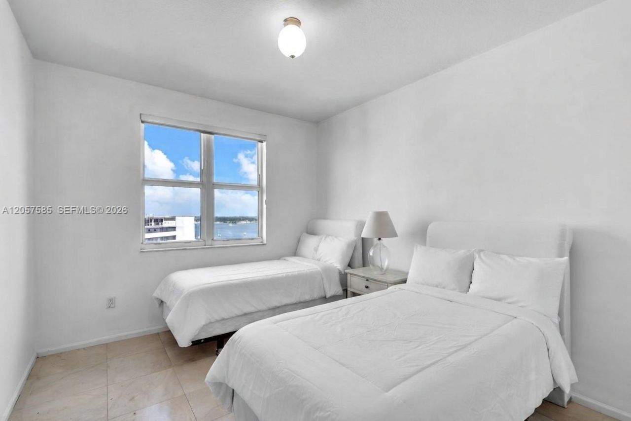 7900 Harbor Island Dr, Unit 1126, North Bay Village, FL 33141 Photo