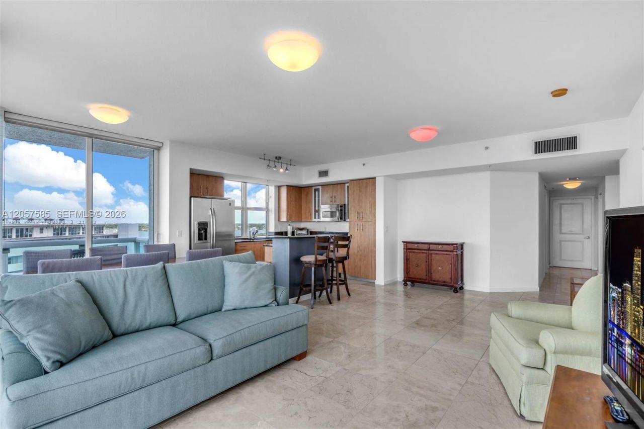 7900 Harbor Island Dr, Unit 1126, North Bay Village, FL 33141 Photo