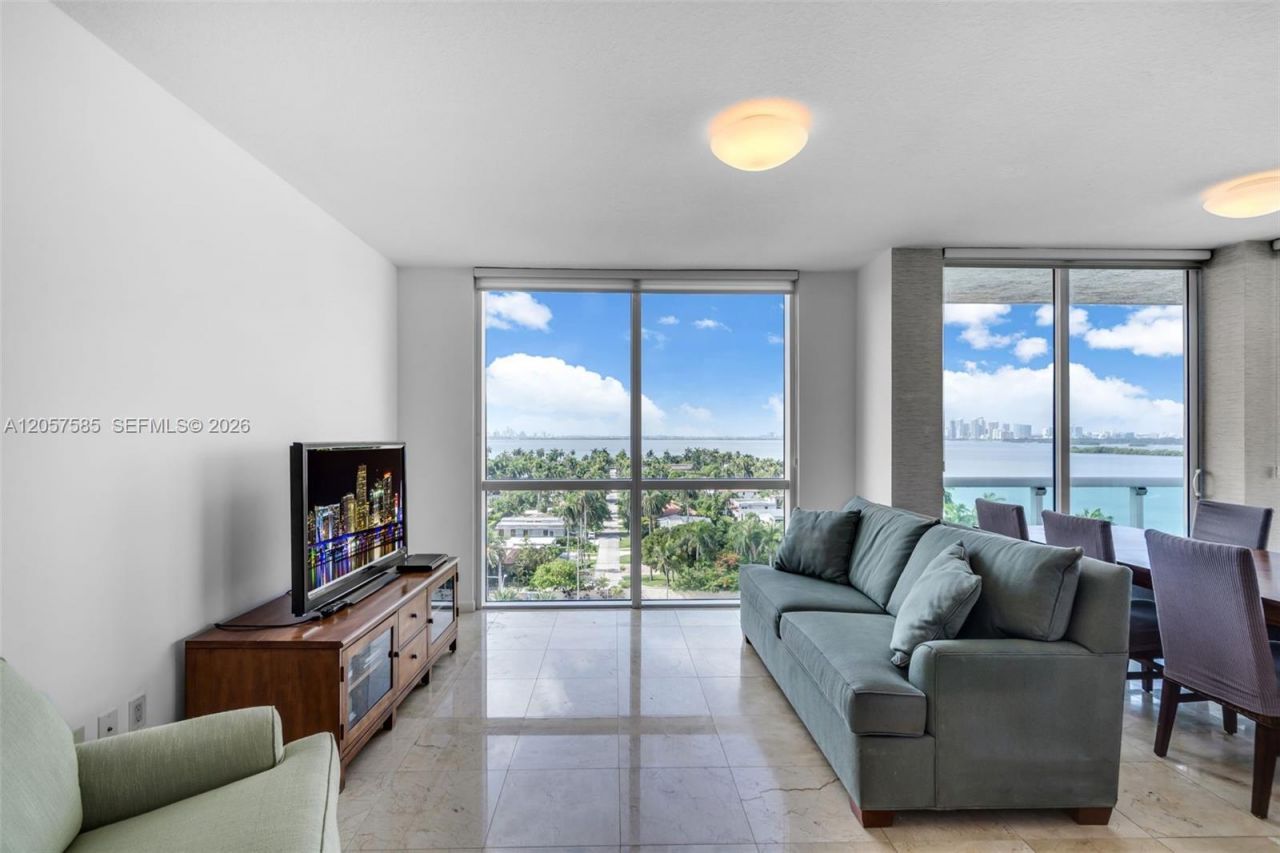 7900 Harbor Island Dr, Unit 1126, North Bay Village, FL 33141 Photo
