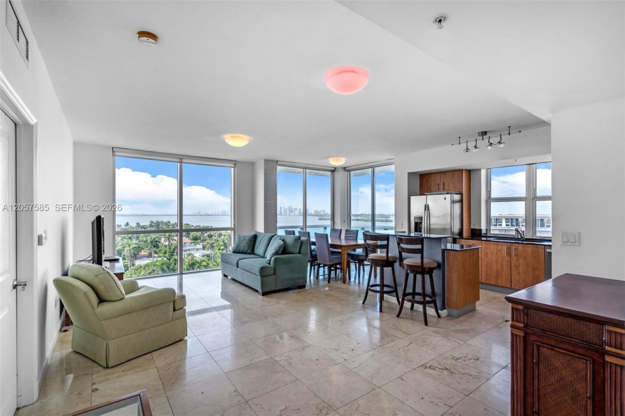 7900 Harbor Island Dr, Unit 1126, North Bay Village, FL 33141 Photo