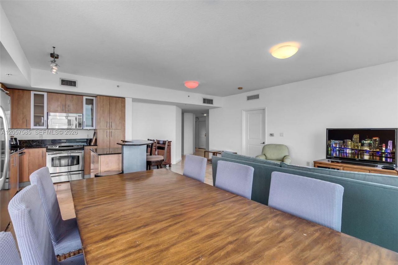 7900 Harbor Island Dr, Unit 1126, North Bay Village, FL 33141 Photo