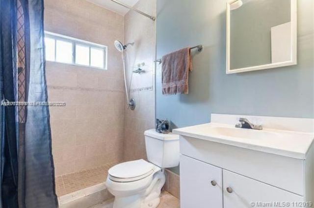 1025 NE 17th Way, Fort Lauderdale, FL 33304 Photo