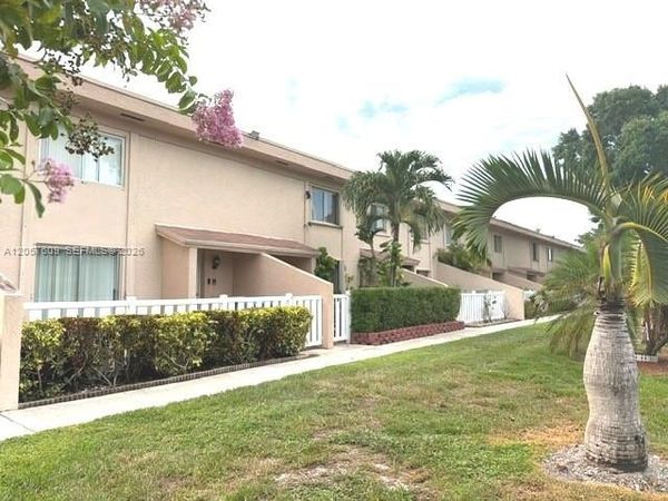 1419 NW 80th Ave , Unit F, Margate, FL 33063
