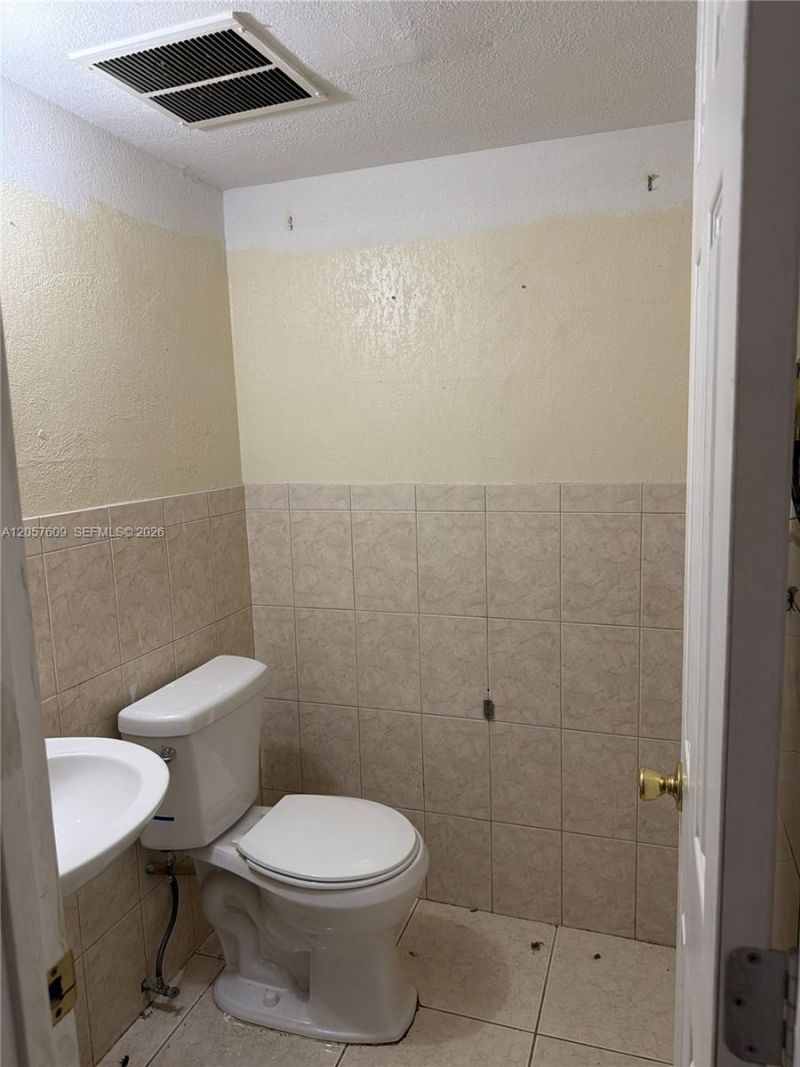 1419 NW 80th Ave , Unit F, Margate, FL 33063 Photo