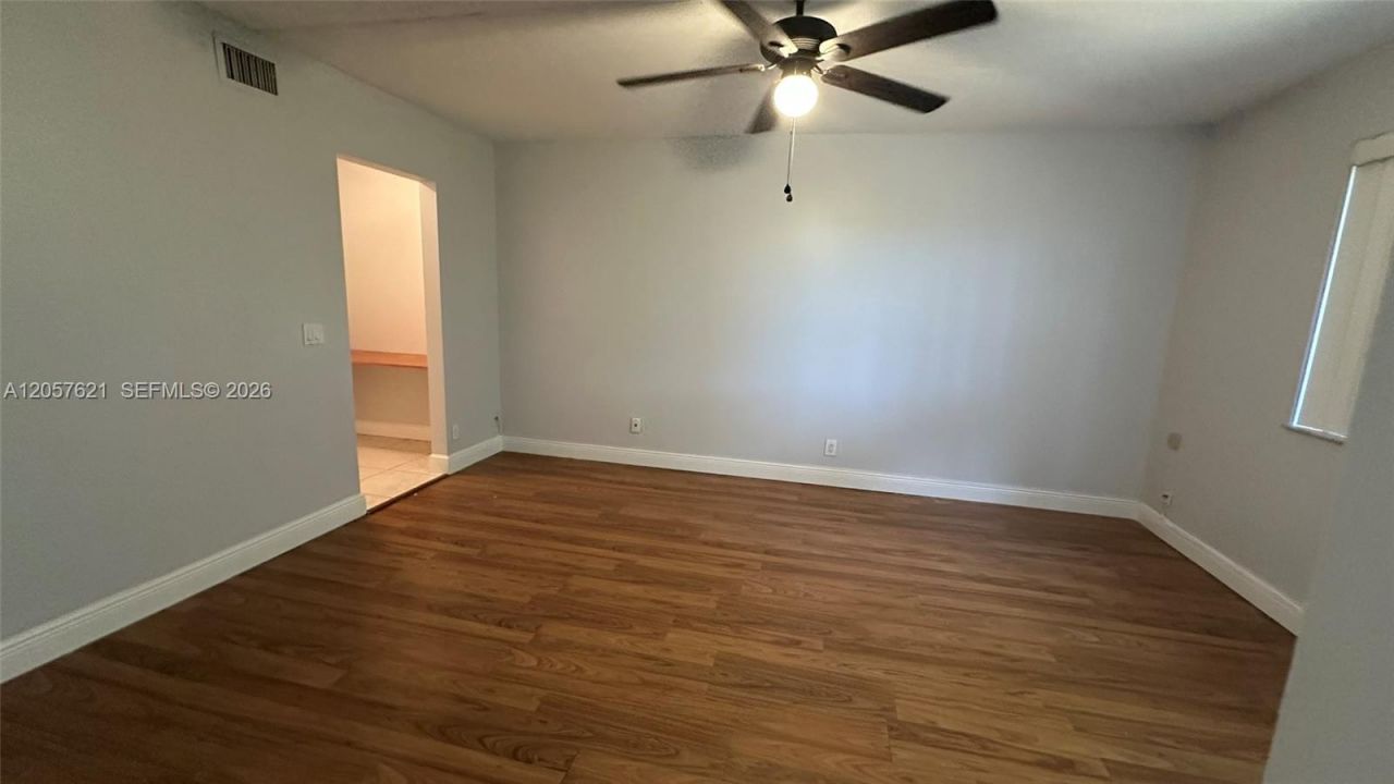 16551 Blatt Blvd , Unit 204, Weston, FL 33326 Photo