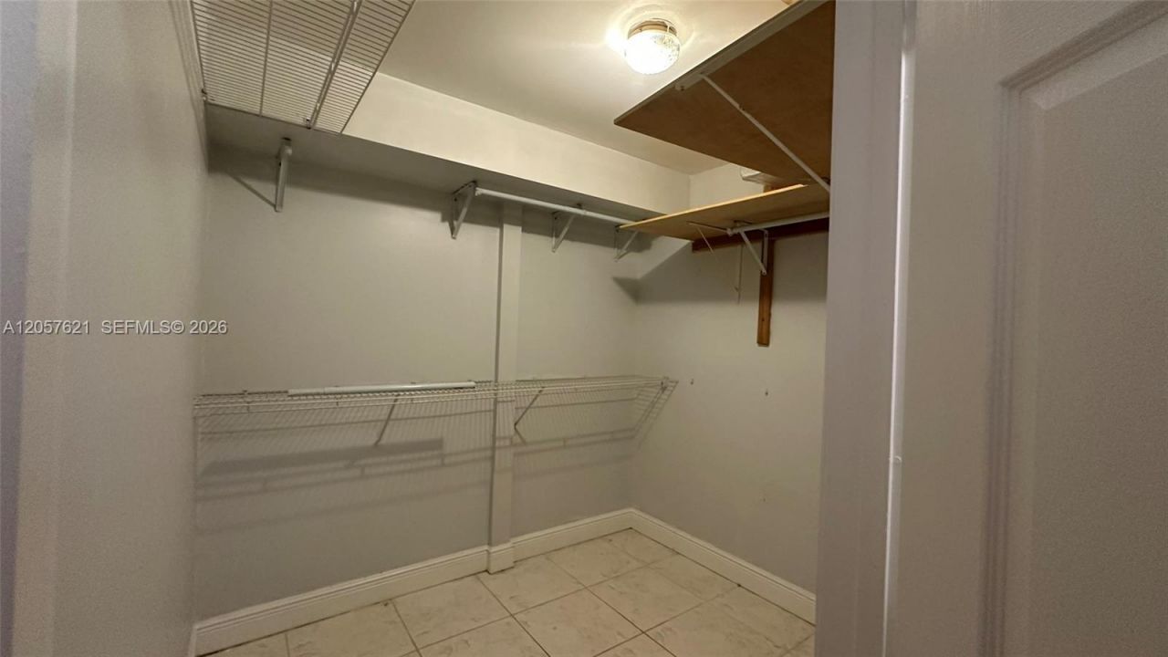 16551 Blatt Blvd , Unit 204, Weston, FL 33326 Photo