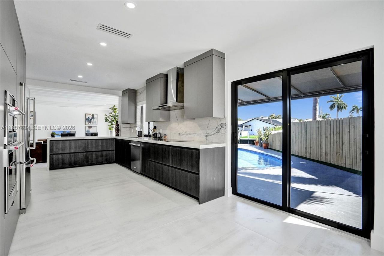 3010 NE 46th St , Fort Lauderdale, FL 33308 Photo