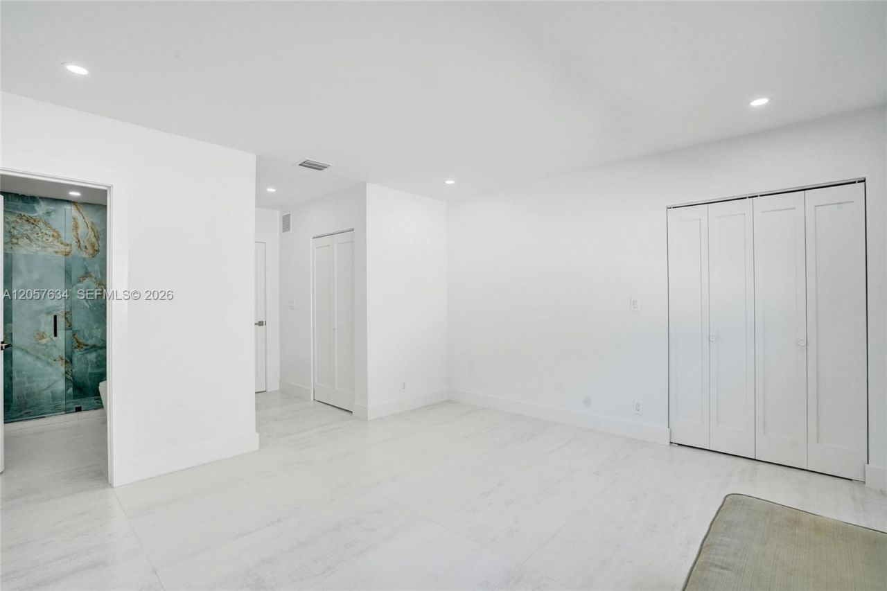3010 NE 46th St , Fort Lauderdale, FL 33308 Photo