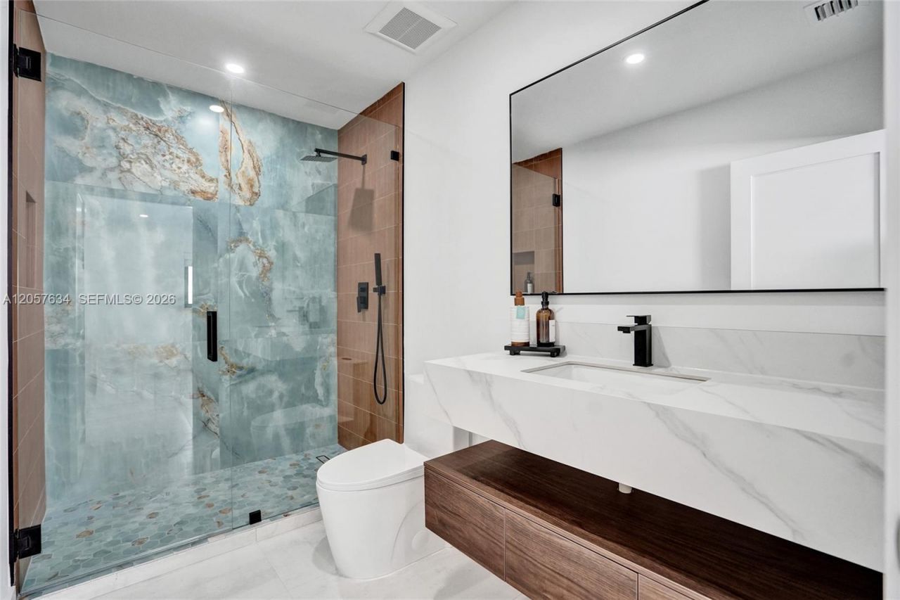3010 NE 46th St , Fort Lauderdale, FL 33308 Photo