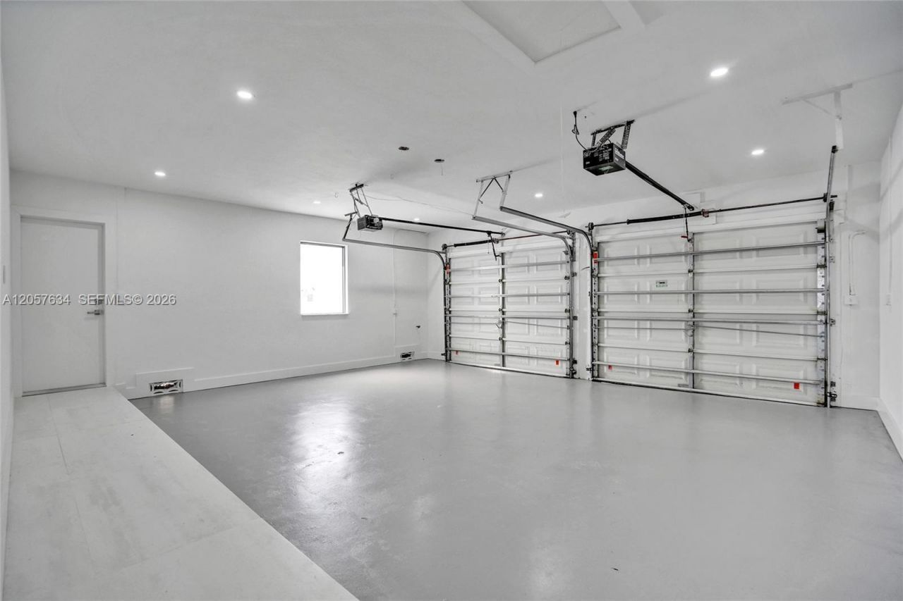 3010 NE 46th St , Fort Lauderdale, FL 33308 Photo