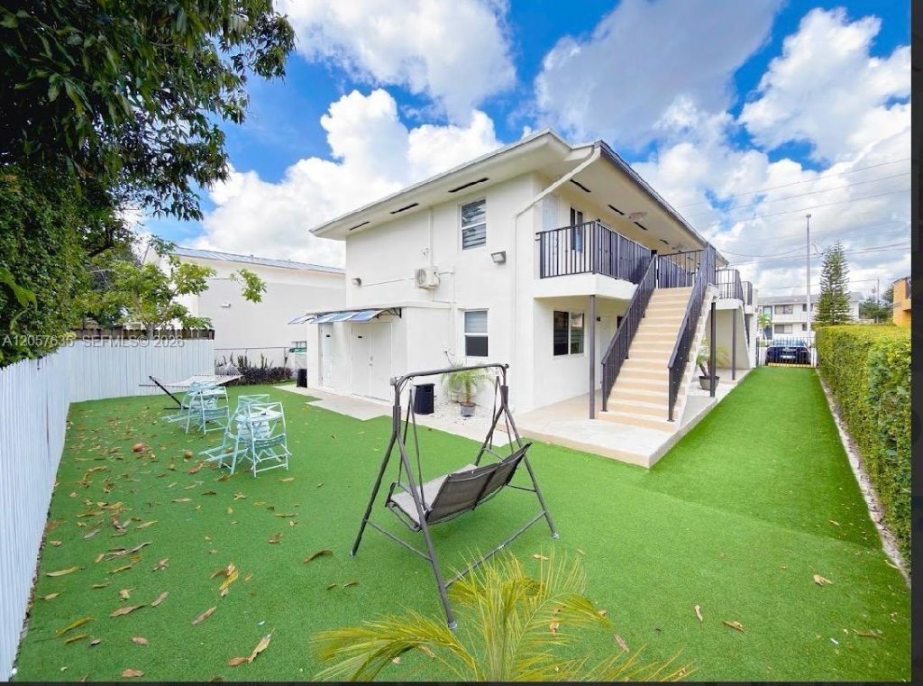 251 NW 57th Ave , Miami, FL 33126 Photo