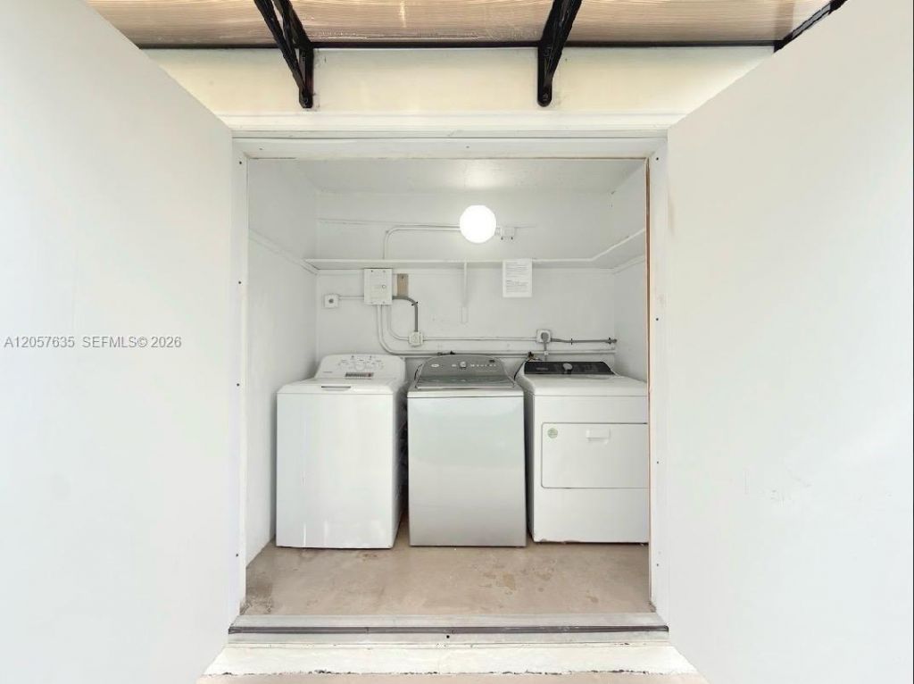 251 NW 57th Ave , Miami, FL 33126 Photo