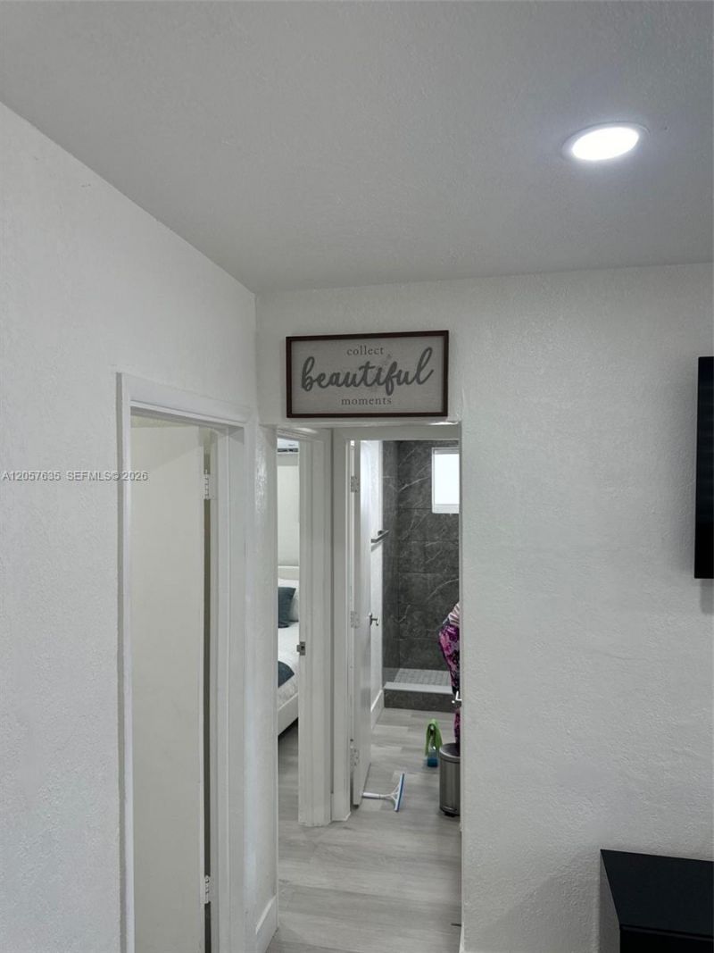 251 NW 57th Ave , Miami, FL 33126 Photo