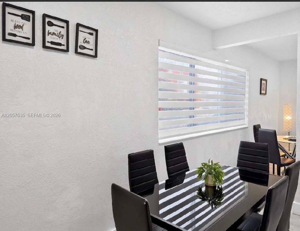 251 NW 57th Ave , Miami, FL 33126 Photo