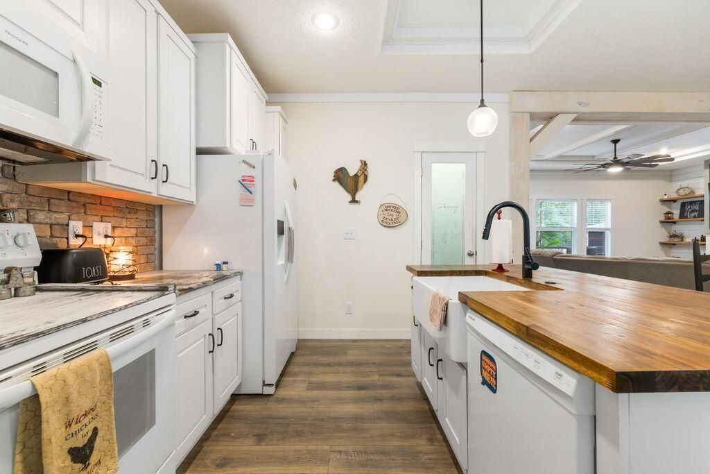 524 Lewis Lane Photo 17