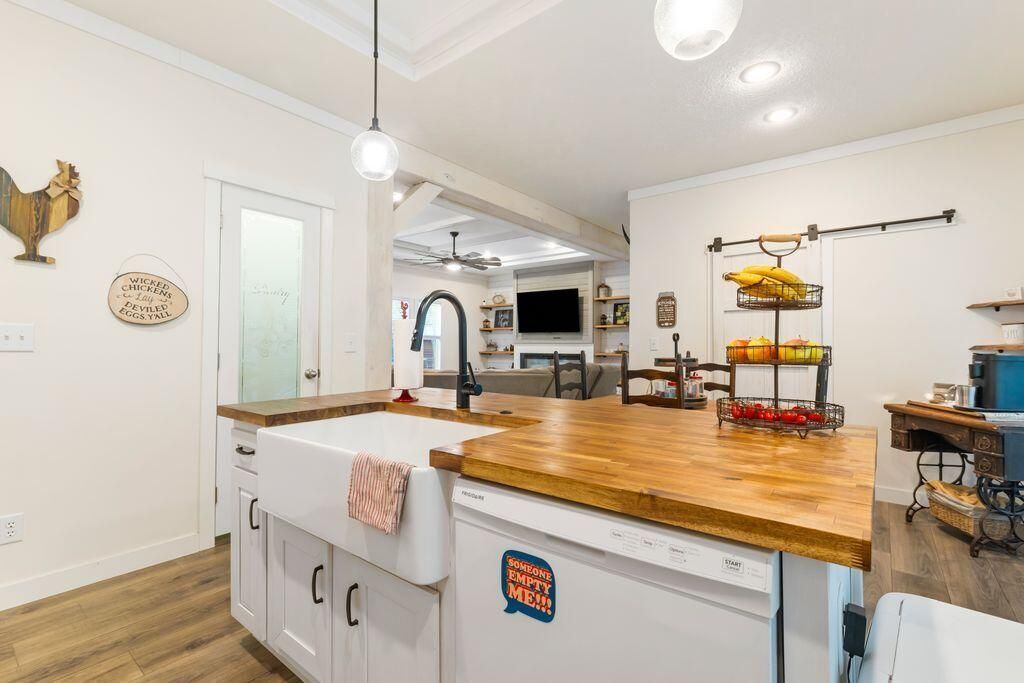 524 Lewis Lane Photo 18