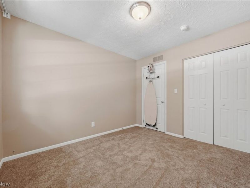 2059 Carlile Drive, Uniontown, OH 44685 Photo 16