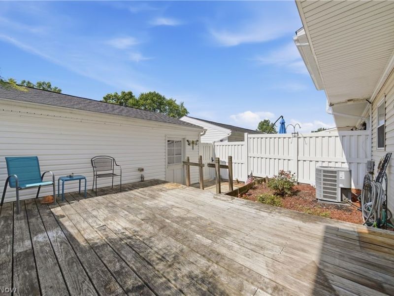 2059 Carlile Drive, Uniontown, OH 44685 Photo 30